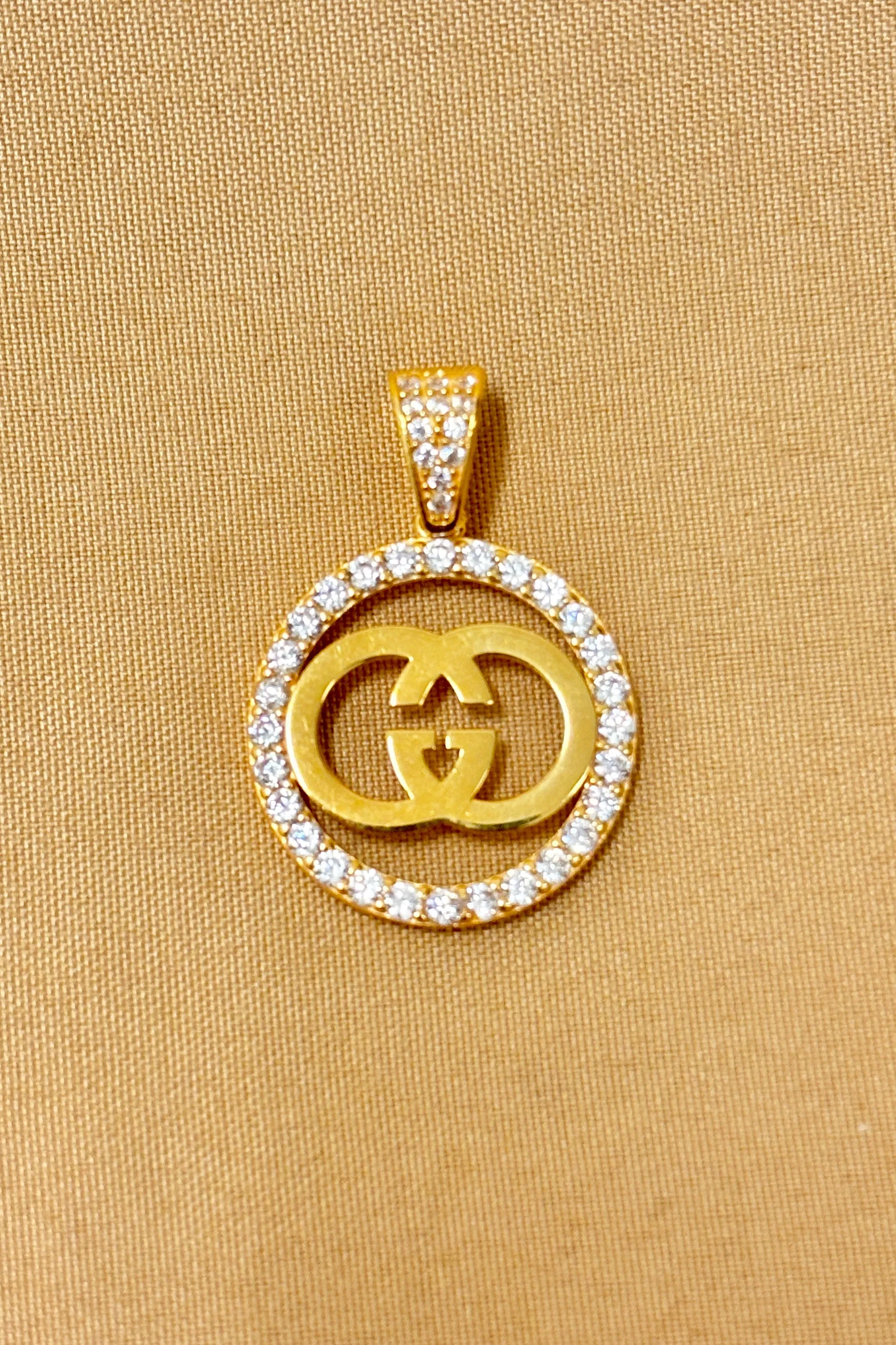 22 KT Gold Gucci Designer Circular Pendant (D53)