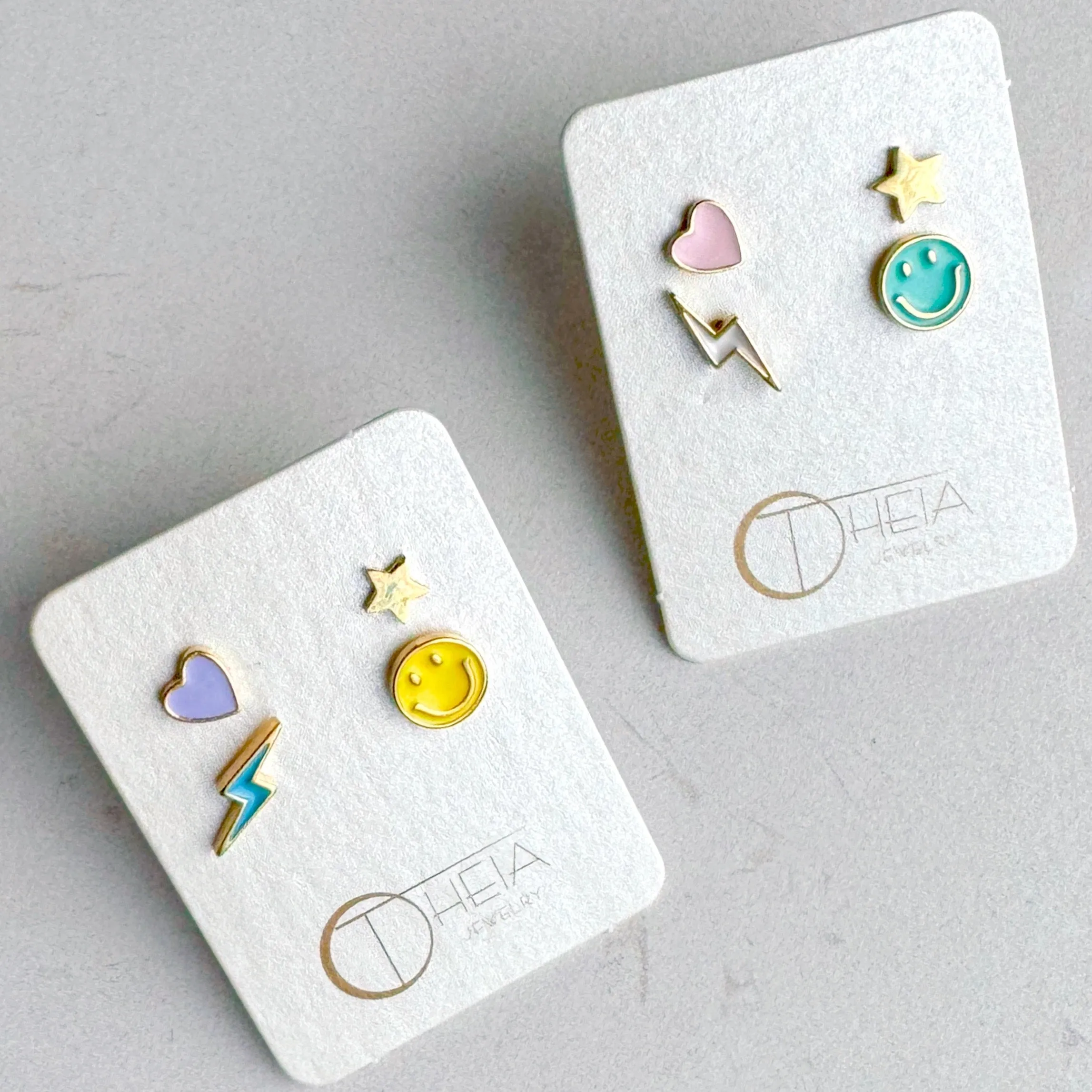 Cute Emoticon Stud Singles Earrings - Set of 4