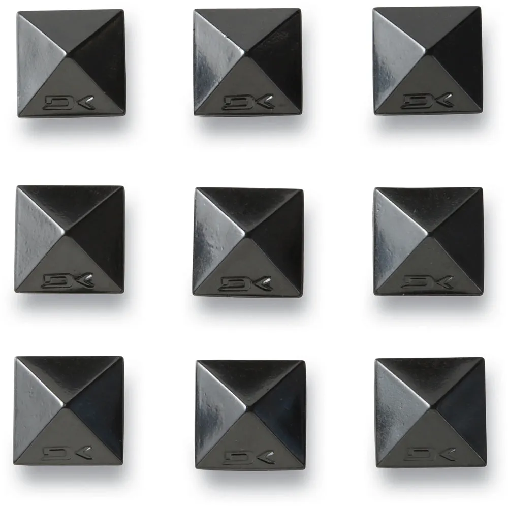Dakine Pyramid Studs 2025
