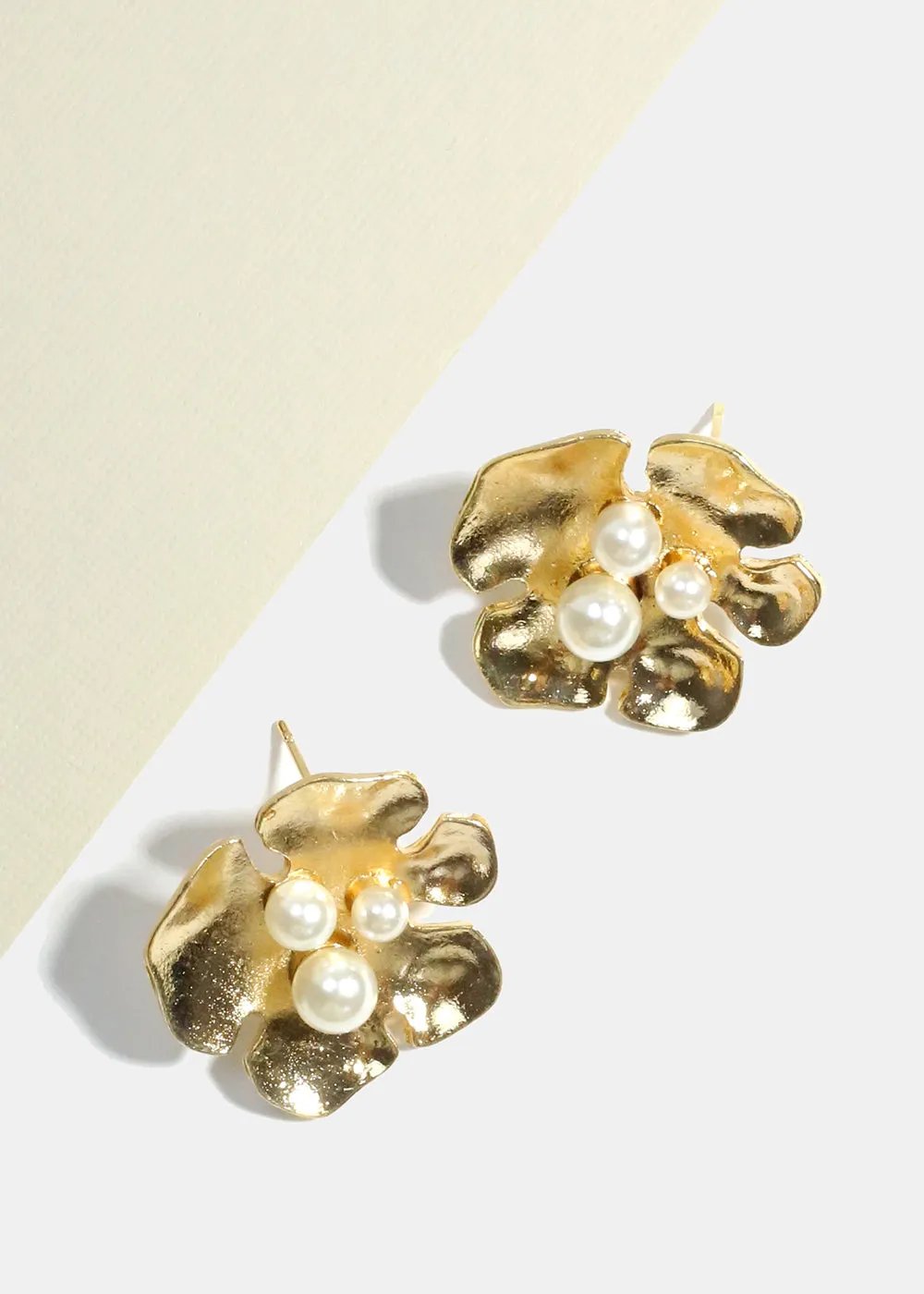 Flower with Pearl Earrings