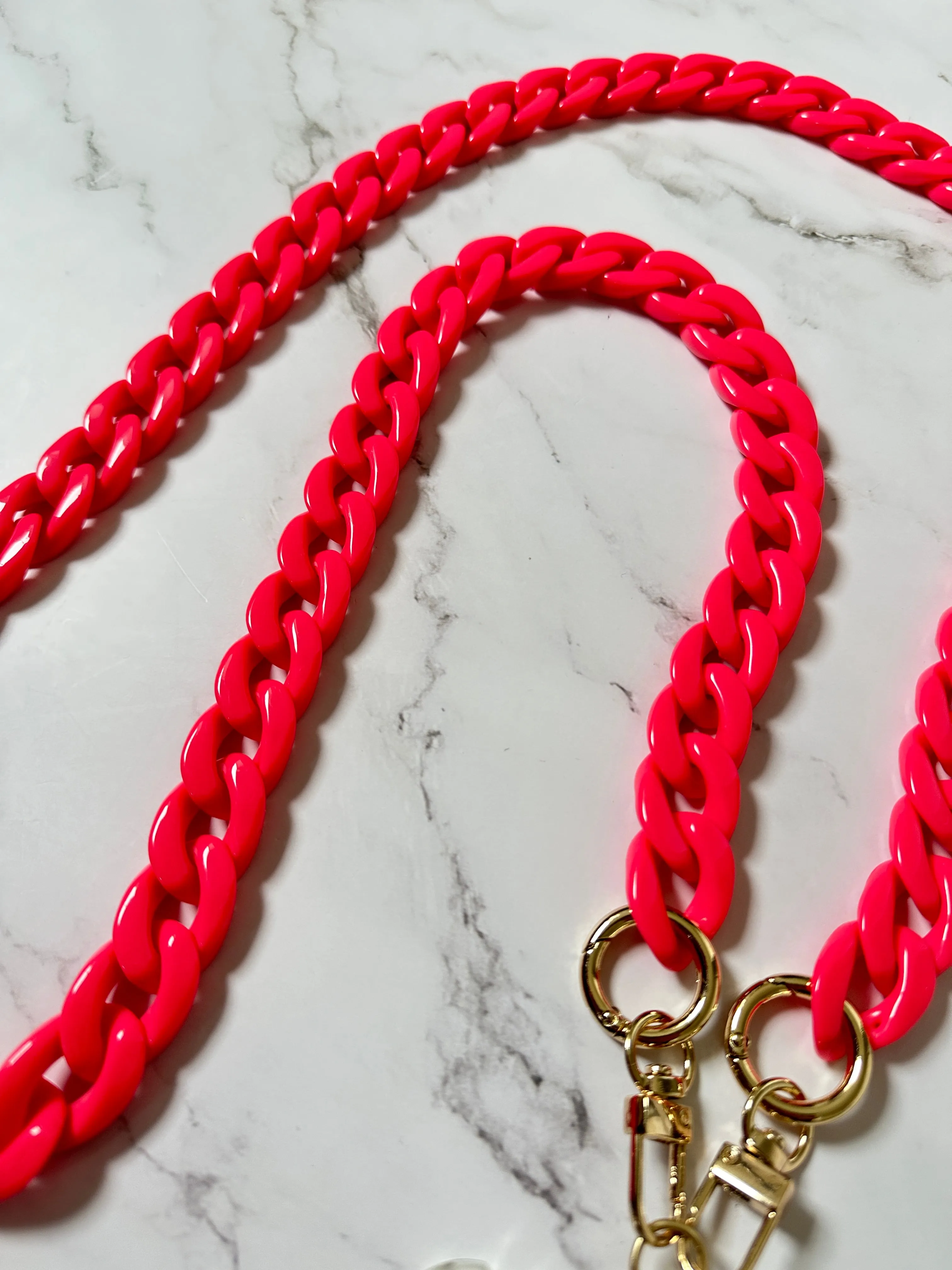 Fuchsia universal phone chain