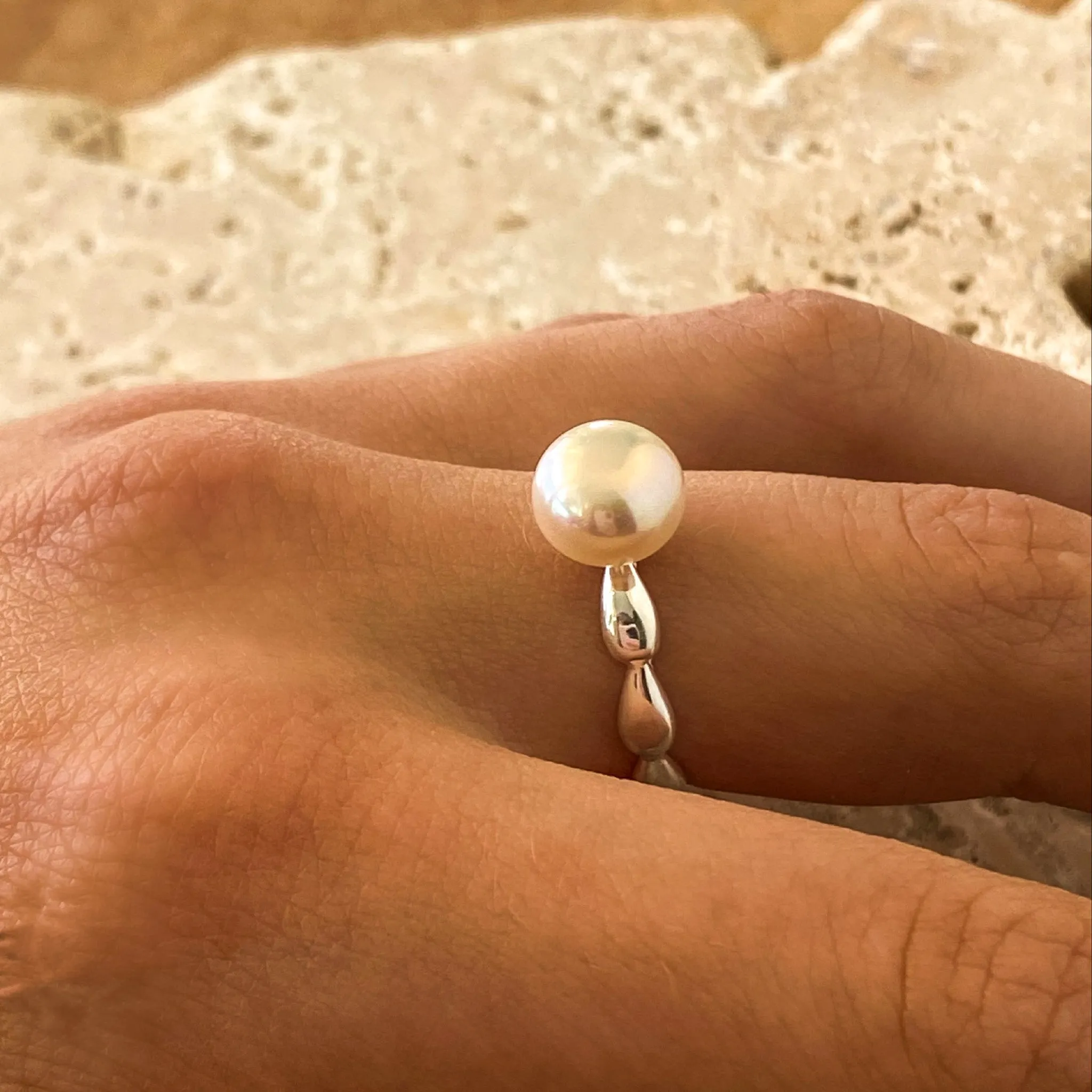 Harmony White Pearl Ring