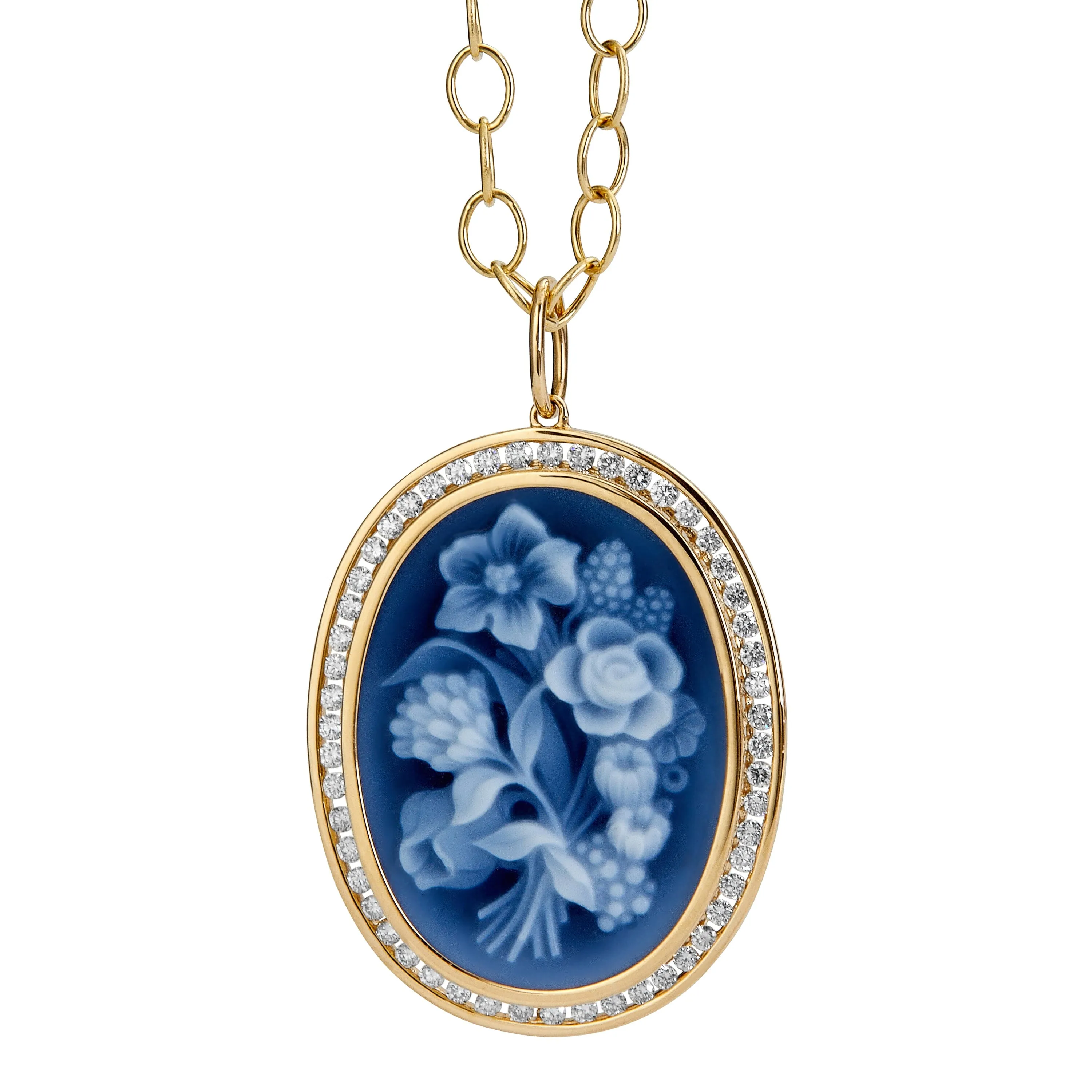 Jardin Flower Bunch Cameo Pendant