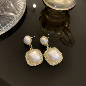 just-lil-things-gold-pin-earrings-jlt11935