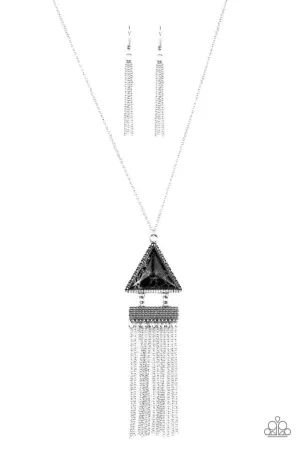 Paparazzi Necklace ~ Point Of The Mountain - Black