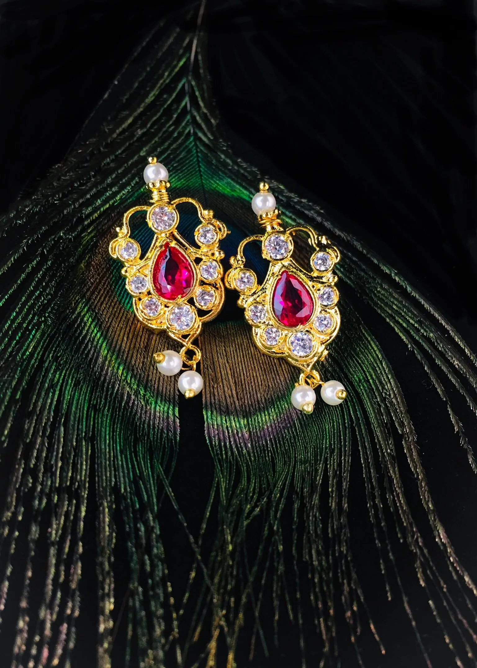 SIMPLE MOTI STUDS