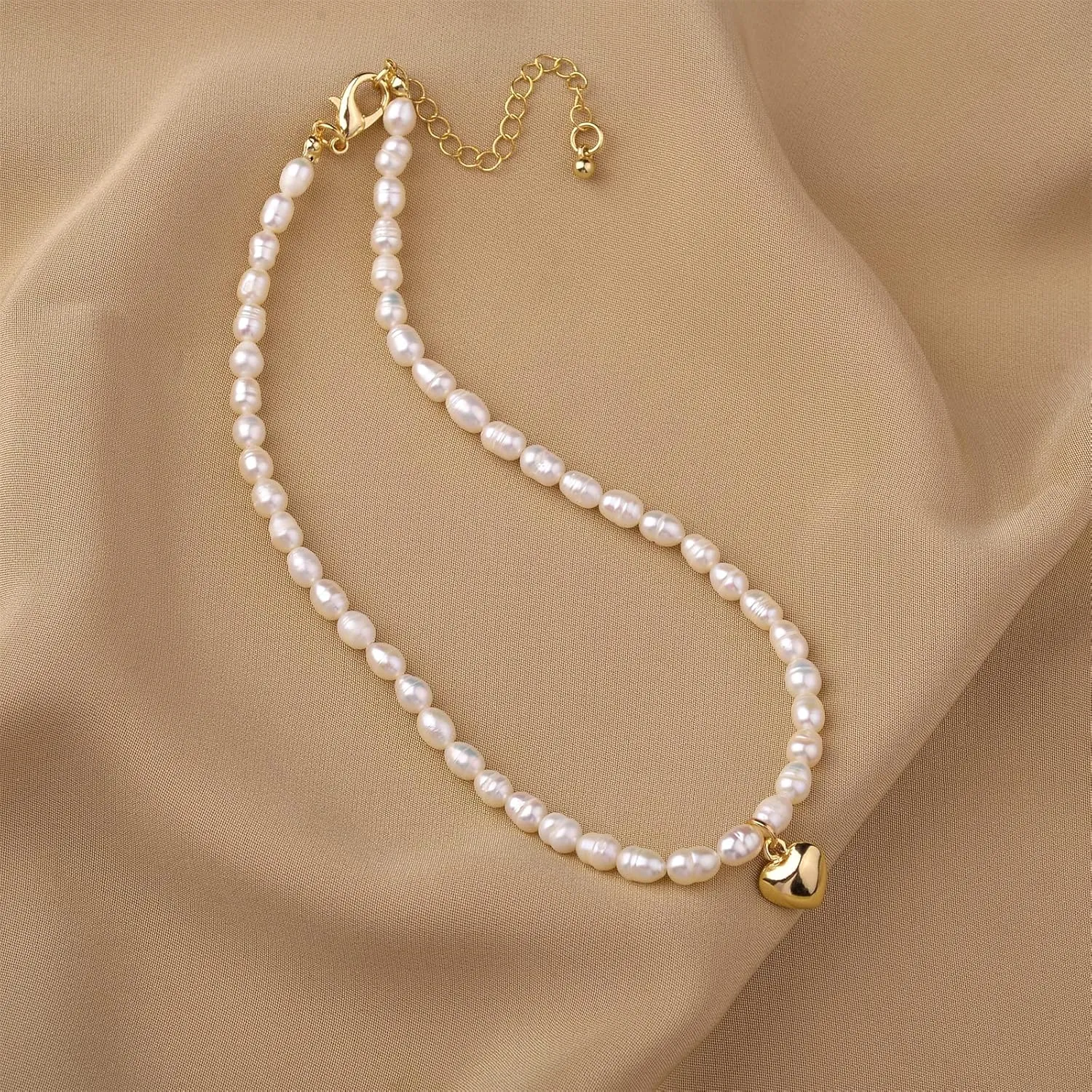 wgoud Natural Freshwater Pearl Choker Necklace for Women, Trendy 14K Gold Plated Pearl Necklaces Handmade Jewelry Gift