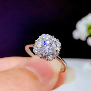 White Gold Plated Silver Halo Moissanite Ring 1ct Center Stone