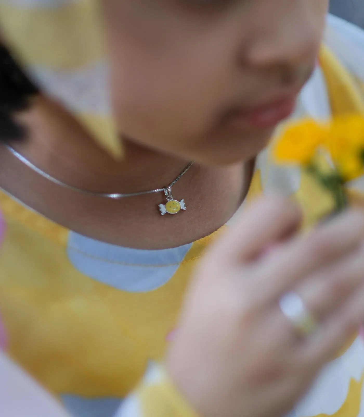 Yellow Toffee Necklace (Silver)